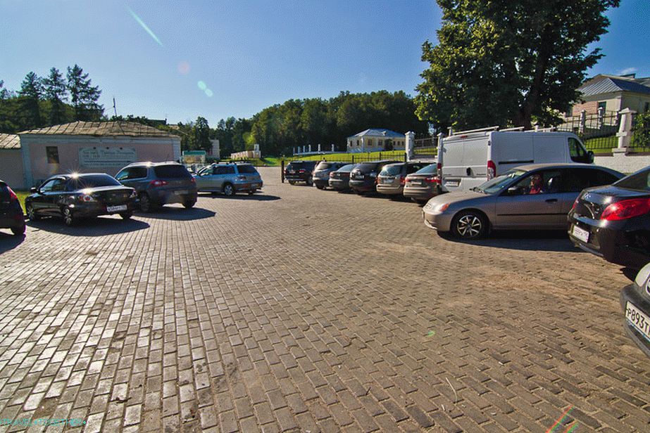 Nepravilno parkiranje u Dubrovitsyu