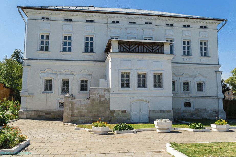 Kuća obitelji Lazhechnikov