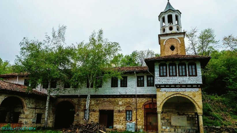 Plakovski samostan sv. Ilije