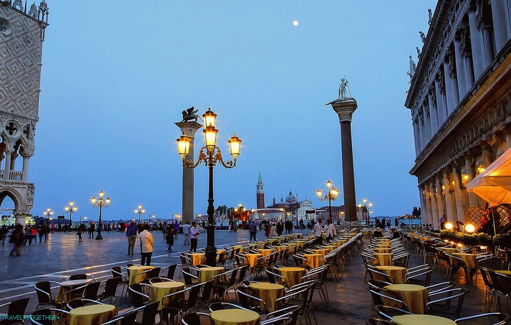 Café na Piazzi San Marco u Veneciji