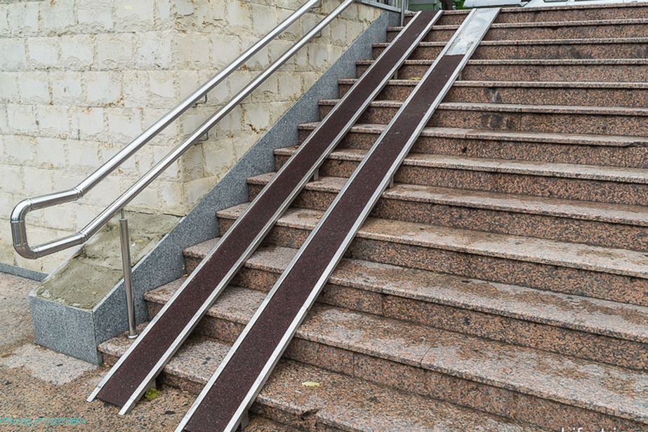Vrlo cool kongres, samo za dječje kočije ili osobe s invaliditetom s pratnjom