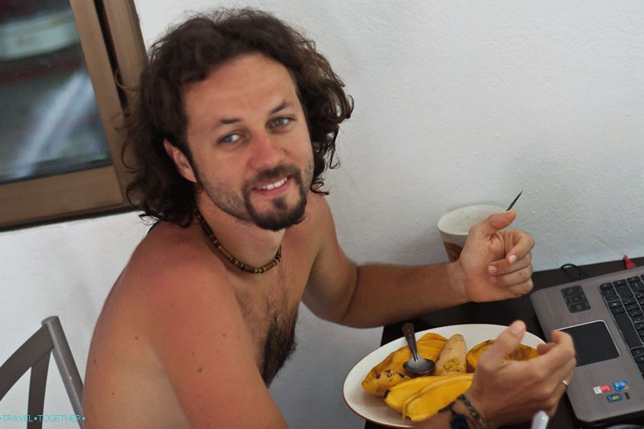 U Tajlandu sam pojeo mango i otišao bez majice
