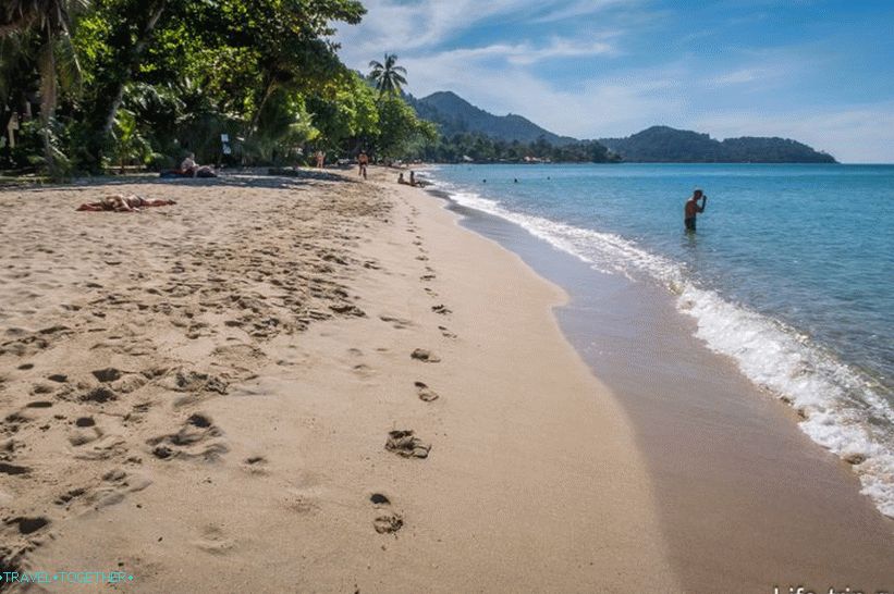 Usamljena plaža na Koh Changu