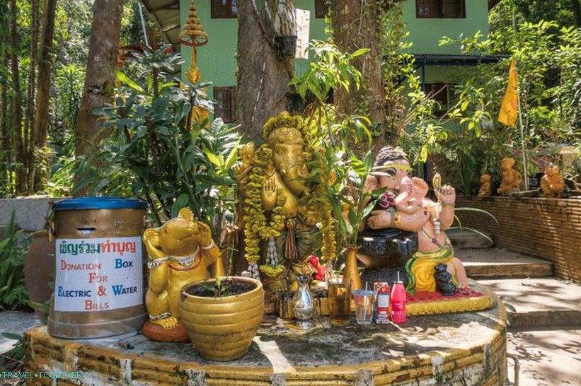 Wat Paa Sang Tham na Phanganu - novi budistički hram