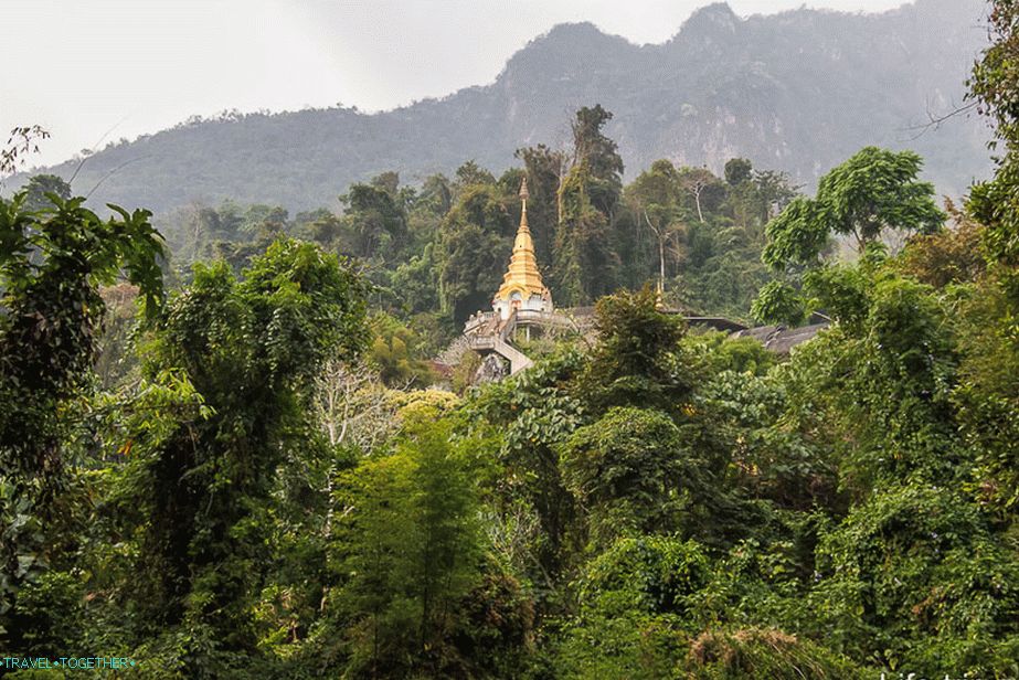 Zapravo, sam hram Wat Tham Pha Plong