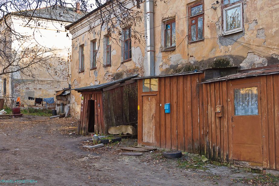 Dvorišna dvorišta Kaluga