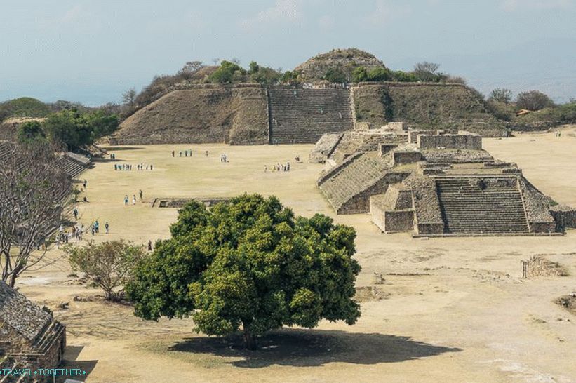 Monte Albanske piramide